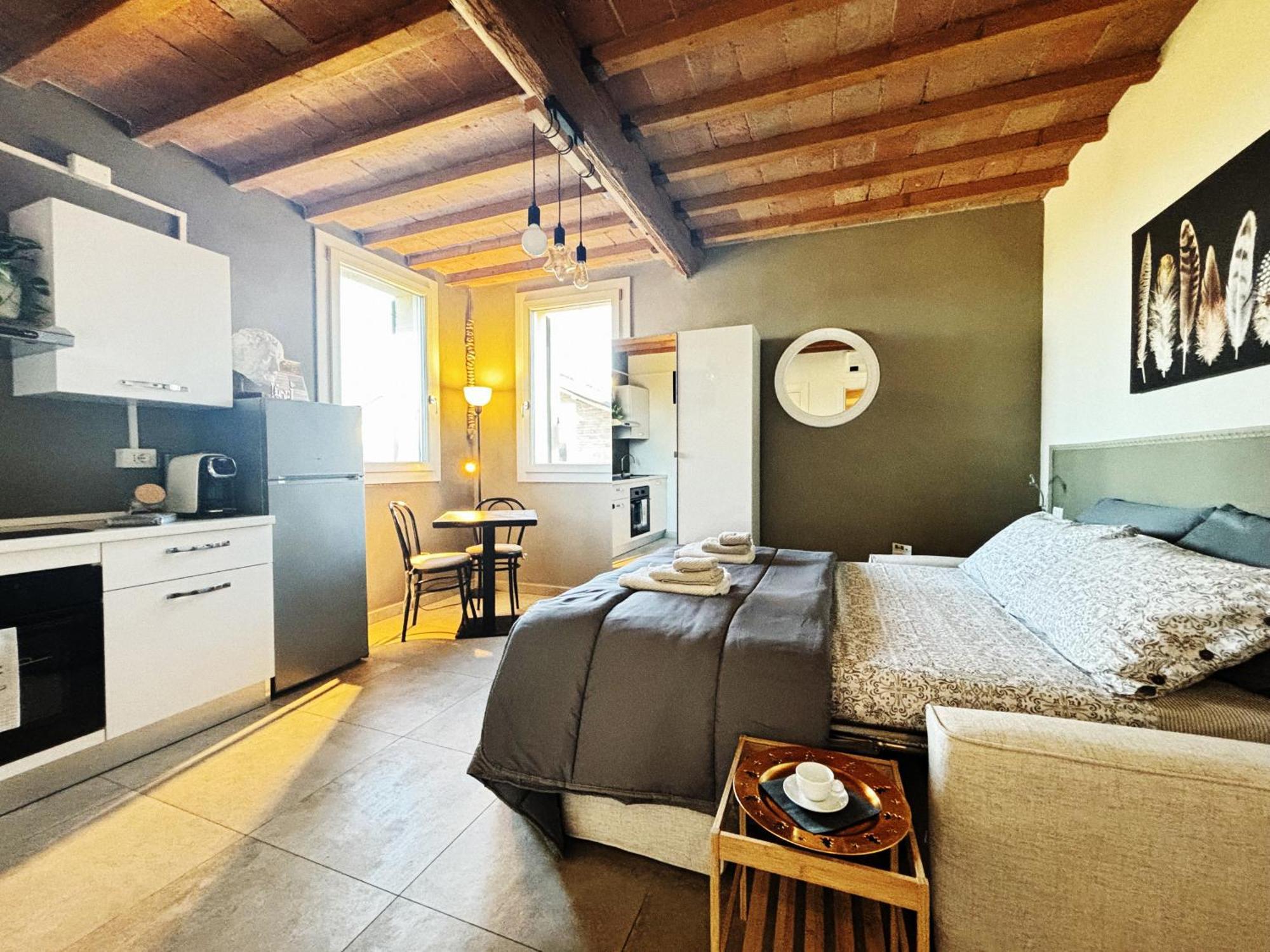 La Casa Di Valeria - Modena Bed and Breakfast Buitenkant foto